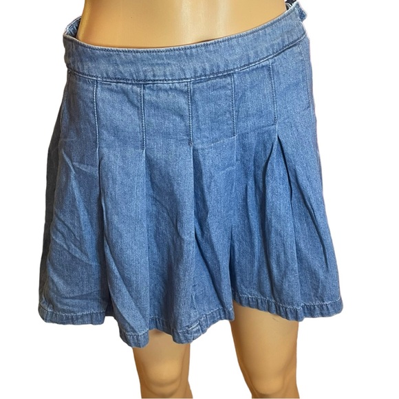 AMERICAN EAGLE OUTFITTERS SIZE 2 BLUE PLEATED MINI SKIRT - Picture 3 of 14